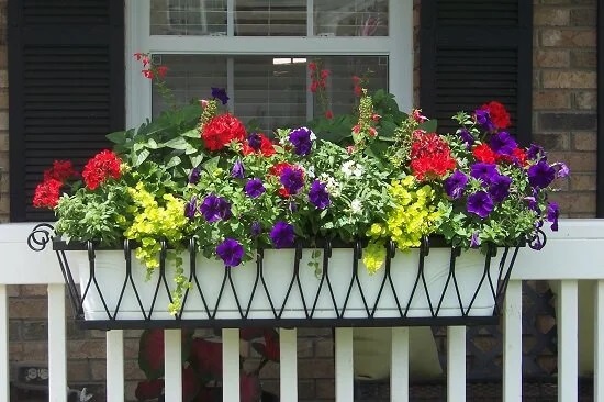 DIY Front Porch Design Ideas
