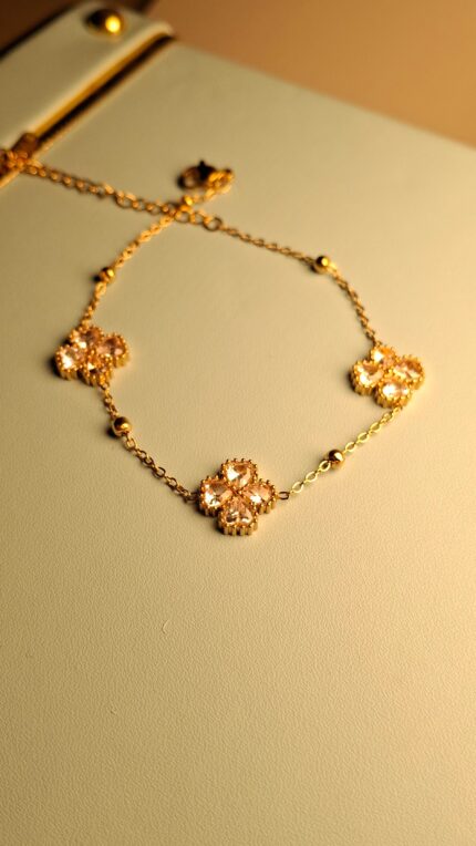 Luxury Four-Leaf Clover Link Bracelet